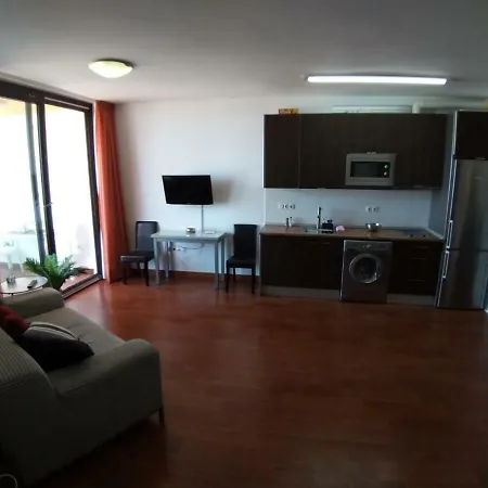 Апартаменти Canteras *